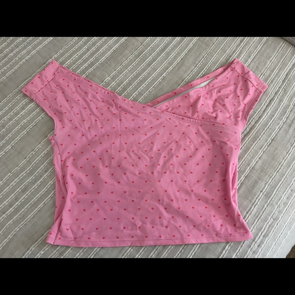 Kortni Jeane pink hearts top